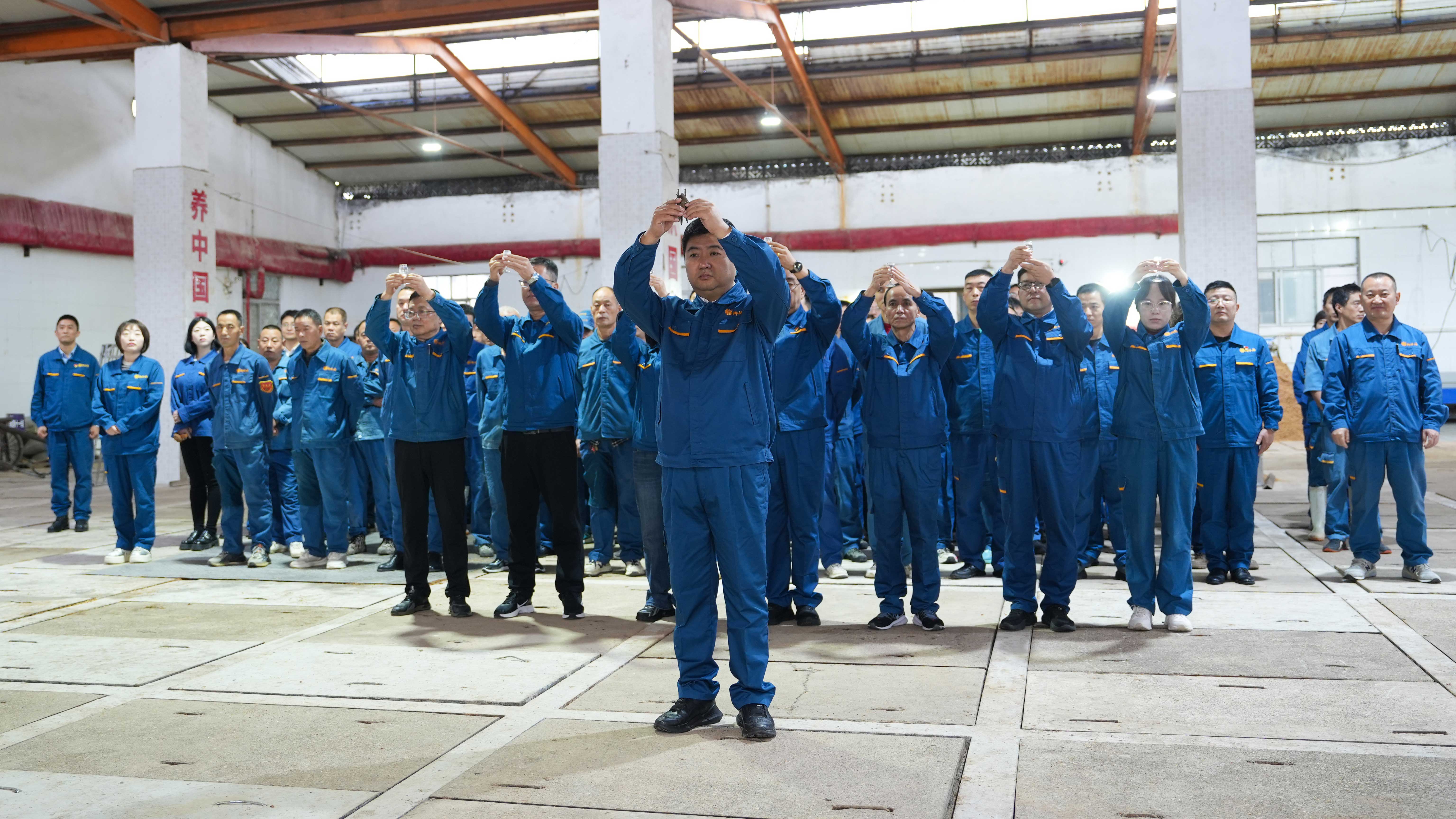 柳林酒业举行乙巳年开窖仪式：以虔敬之心，启岁月醇香